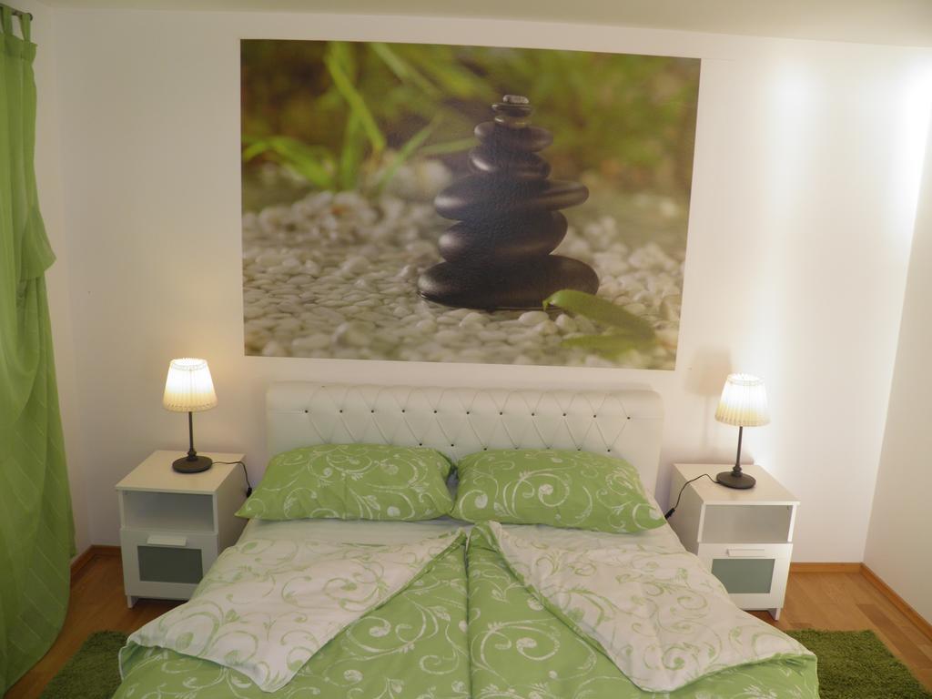 Apartments Perla Dinjiska Экстерьер фото